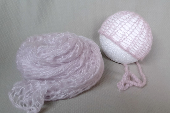 Bonnet met bijpassende wrap, roze Bonnet met bijpassende wrap, roze