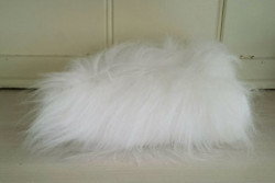 Faux fur wit 50x75