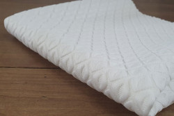 Layer witte ruitjes