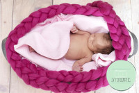 Newborn posing braid Hot pink