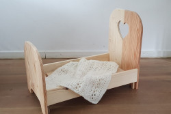 Houten babybedje