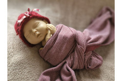 Set bordeau rood mutsje met wrap