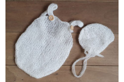 Setje rompertje met bonnet