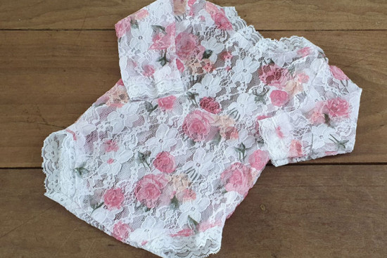 Kanten rozen romper Kanten rozen romper