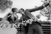 Slinger just married, hartvormig