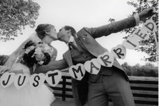 Slinger just married, hartvormig